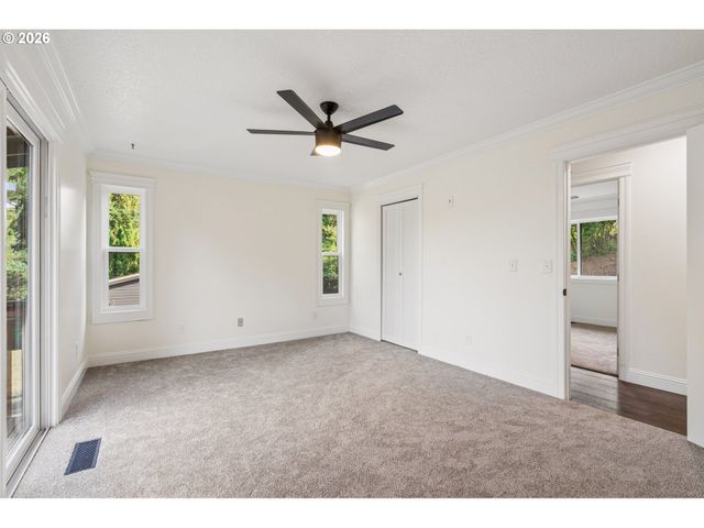 32302 Se OXBOW Dr, Gresham, OR 97080