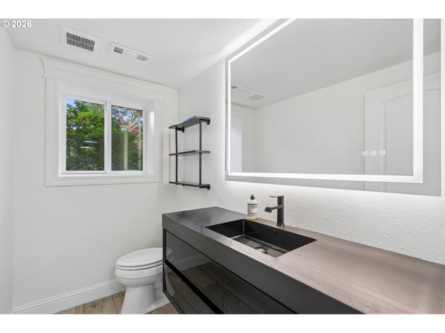 32302 Se OXBOW Dr, Gresham, OR 97080