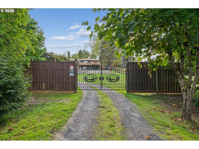 32302 Se OXBOW Dr, Gresham, OR 97080