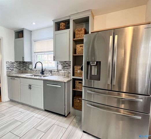 1206 Teenajo Drive SE, Huntsville, AL 35803