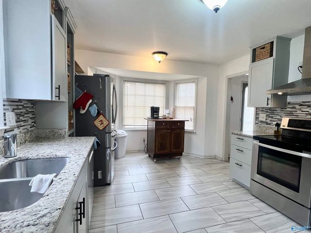 1206 Teenajo Drive SE, Huntsville, AL 35803