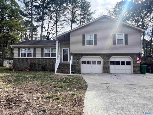 1206 Teenajo Drive SE, Huntsville, AL 35803