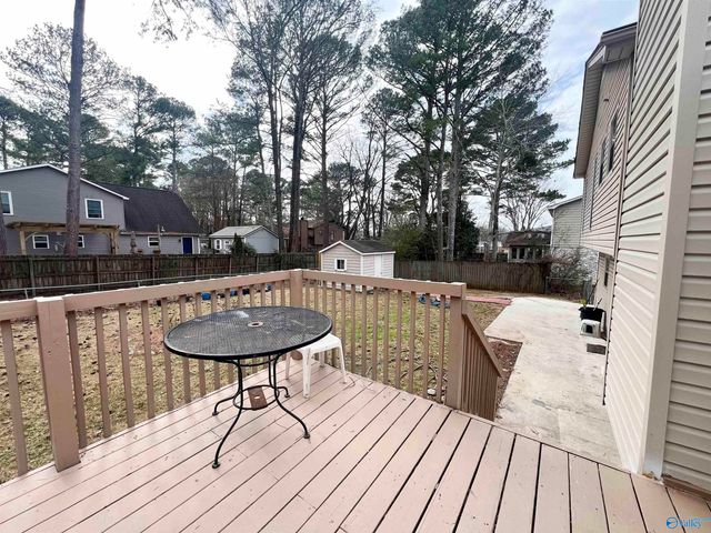 1206 Teenajo Drive SE, Huntsville, AL 35803