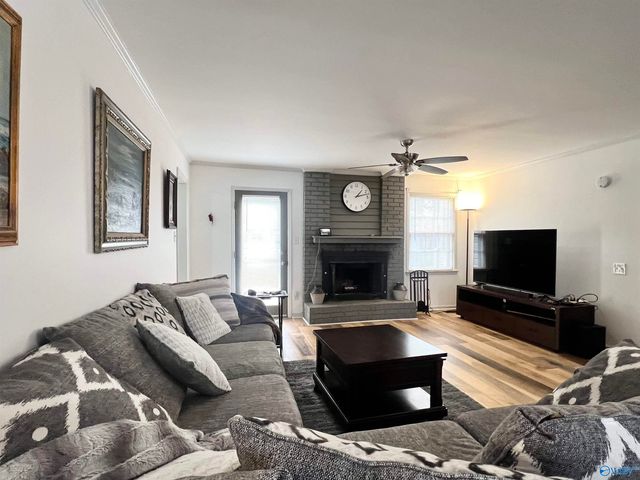 1206 Teenajo Drive SE, Huntsville, AL 35803