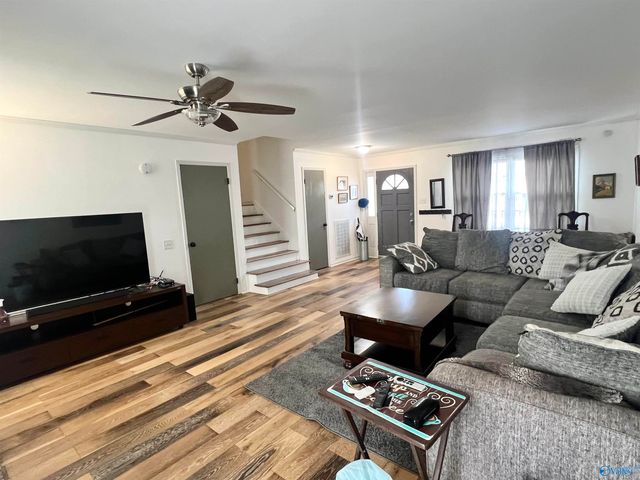 1206 Teenajo Drive SE, Huntsville, AL 35803