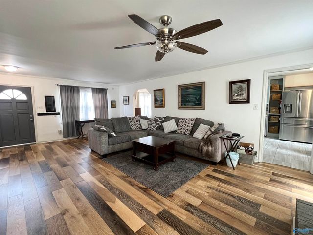 1206 Teenajo Drive SE, Huntsville, AL 35803