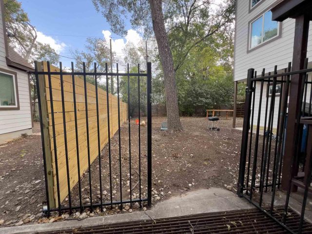4607 Avenue B B, Austin, TX 78751
