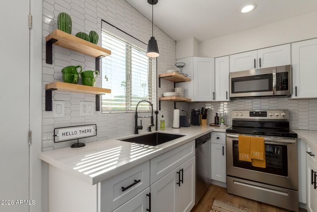4620 N 68TH Street 167, Scottsdale, AZ 85251