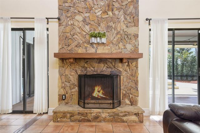 340 Apache Lane, Boca Raton, FL 33487