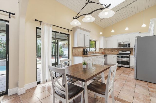 340 Apache Lane, Boca Raton, FL 33487