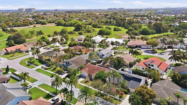 340 Apache Lane, Boca Raton, FL 33487