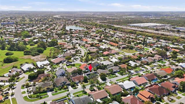 340 Apache Lane, Boca Raton, FL 33487