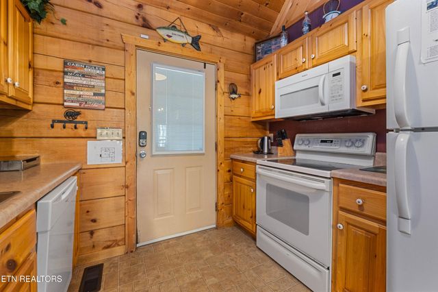 4388 Carolina Cove Way Way, Pigeon Forge, TN 37863