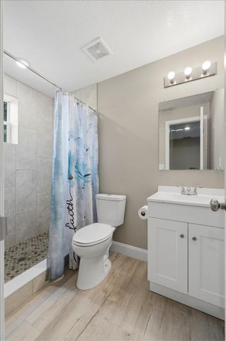 13 E 8TH STREET, Frostproof, FL 33843