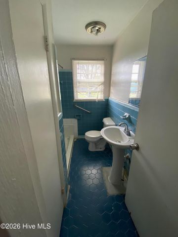 31 Abron Street, Clinton, NC 28328