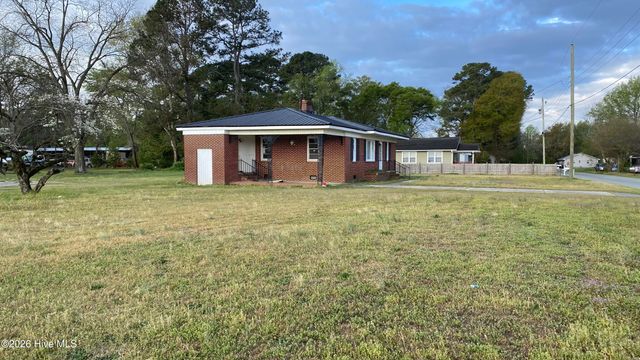 31 Abron Street, Clinton, NC 28328