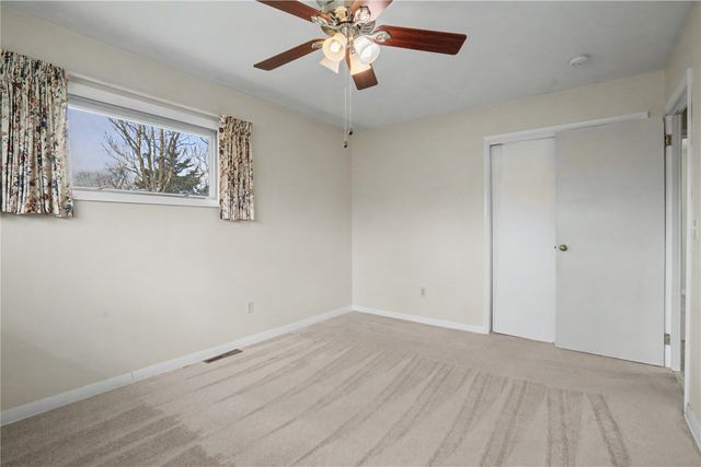 1021 Norwood Drive SE, Cedar Rapids, IA 52403