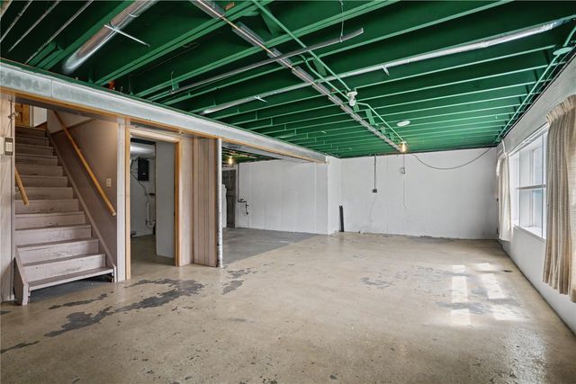 1021 Norwood Drive SE, Cedar Rapids, IA 52403