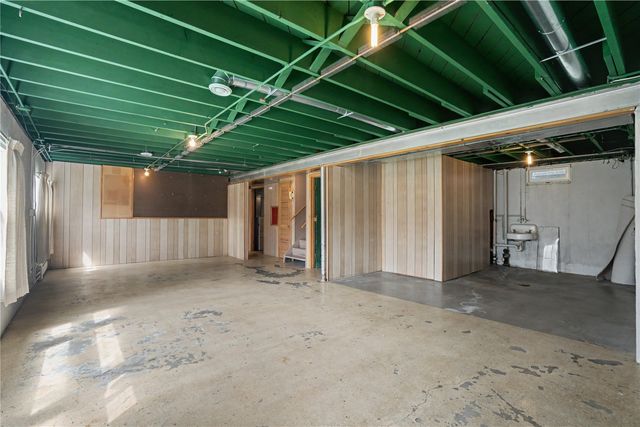 1021 Norwood Drive SE, Cedar Rapids, IA 52403