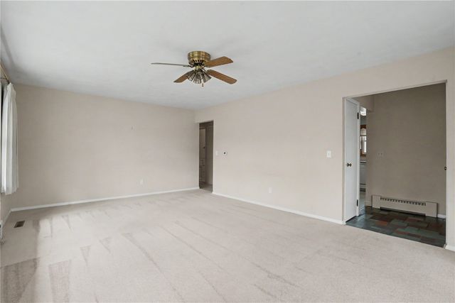 1021 Norwood Drive SE, Cedar Rapids, IA 52403