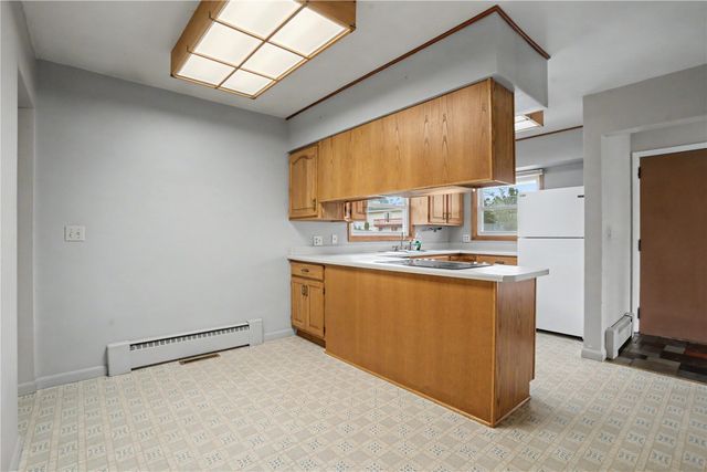 1021 Norwood Drive SE, Cedar Rapids, IA 52403