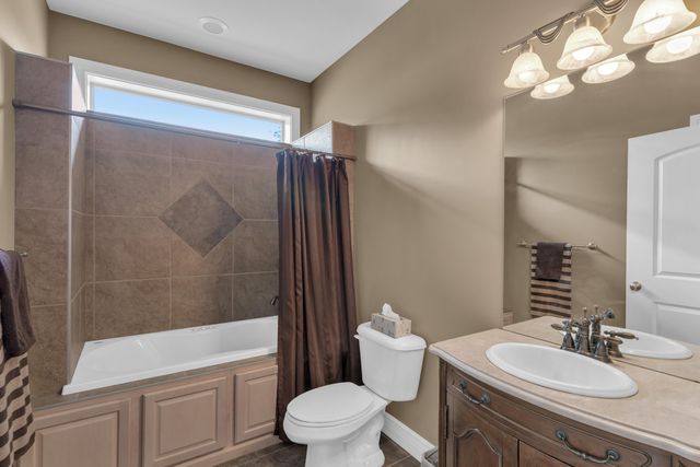 406 TATLOW DR, Columbia, MO 65203