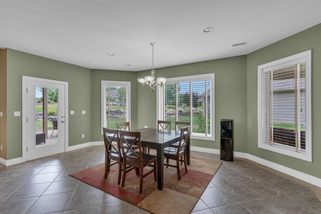 406 TATLOW DR, Columbia, MO 65203