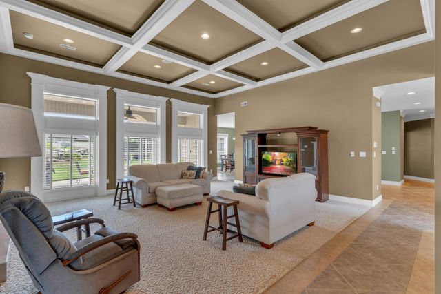 406 TATLOW DR, Columbia, MO 65203