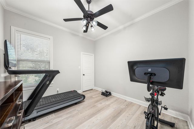 404 Wycliff Drive, China Spring, TX 76633