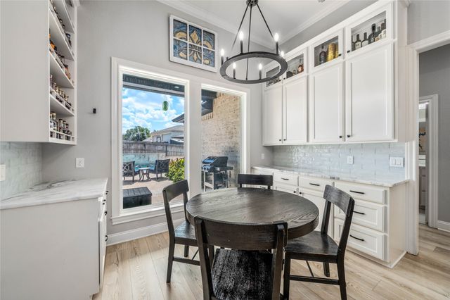 404 Wycliff Drive, China Spring, TX 76633