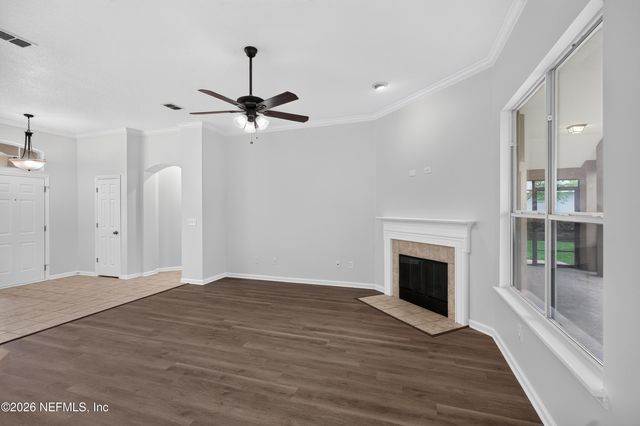 587 OAKMONT Drive, Orange Park, FL 32073