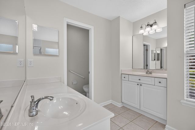 587 OAKMONT Drive, Orange Park, FL 32073