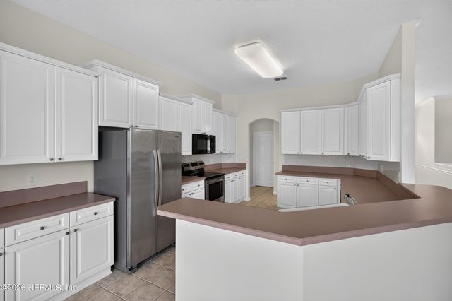 587 OAKMONT Drive, Orange Park, FL 32073