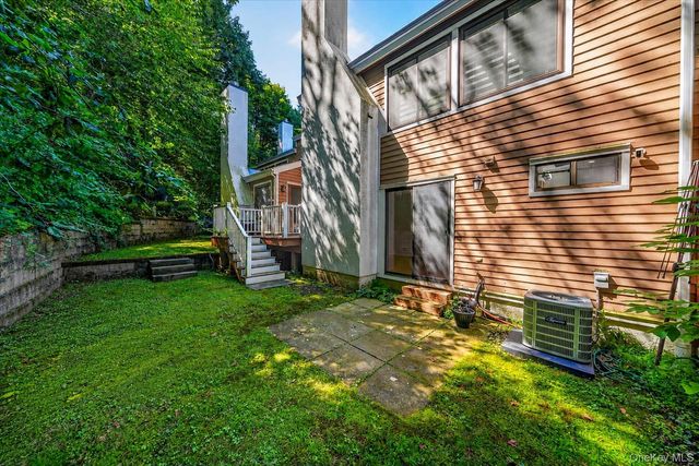 109 Woods End Road, Chappaqua, NY 10514
