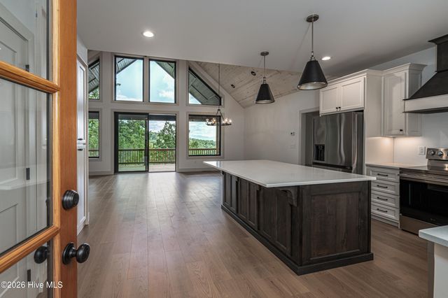 22 Hudson Springs Lane, Murphy, NC 28906