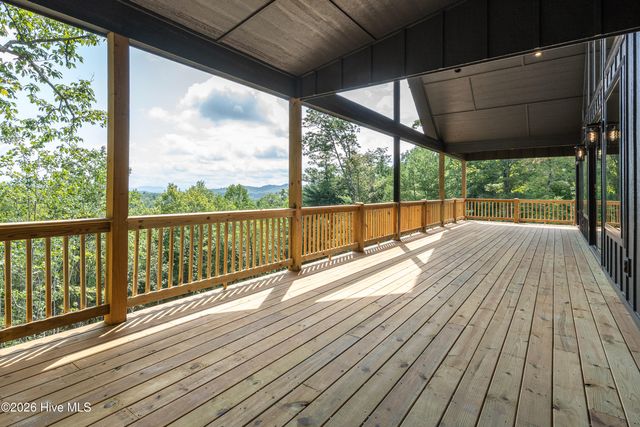 22 Hudson Springs Lane, Murphy, NC 28906