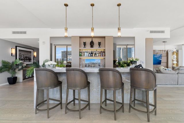 300 Collins Avenue PH3, Miami Beach, FL 33139