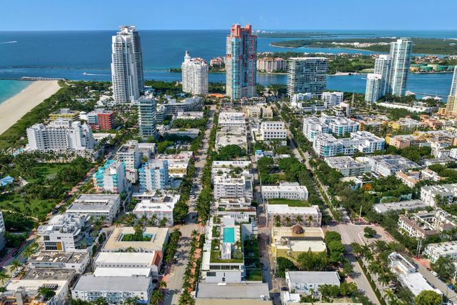 300 Collins Avenue PH3, Miami Beach, FL 33139