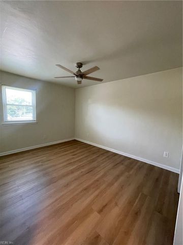 719 Marvin Ave Apt 203, Norfolk, VA 23518