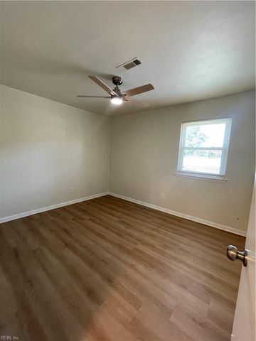 719 Marvin Ave Apt 203, Norfolk, VA 23518