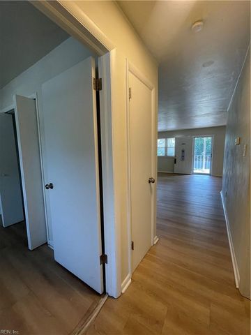719 Marvin Ave Apt 203, Norfolk, VA 23518