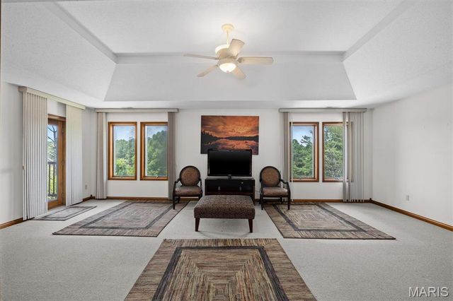 517 E Waters Edge Drive, Shiloh, IL 62221