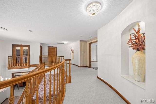 517 E Waters Edge Drive, Shiloh, IL 62221
