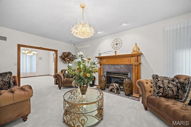 517 E Waters Edge Drive, Shiloh, IL 62221