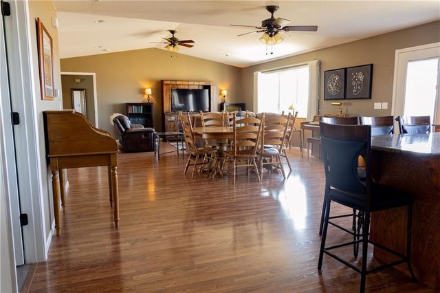 13835 Udall Road, Erie, KS 66733