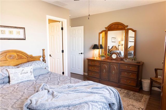 13835 Udall Road, Erie, KS 66733