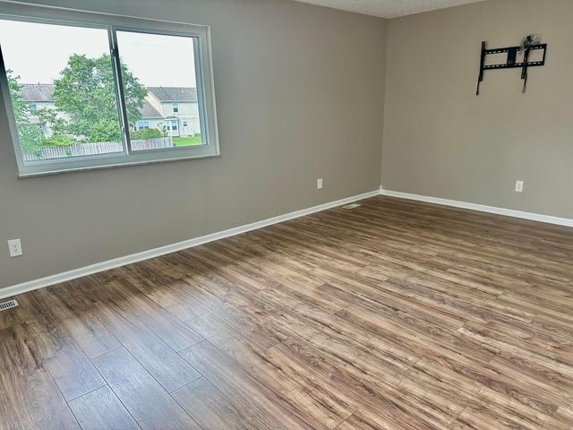 1518 Ojibwas Court, Grove City, OH 43123