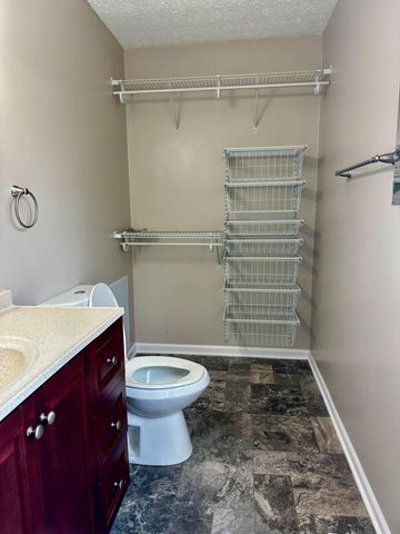 1518 Ojibwas Court, Grove City, OH 43123