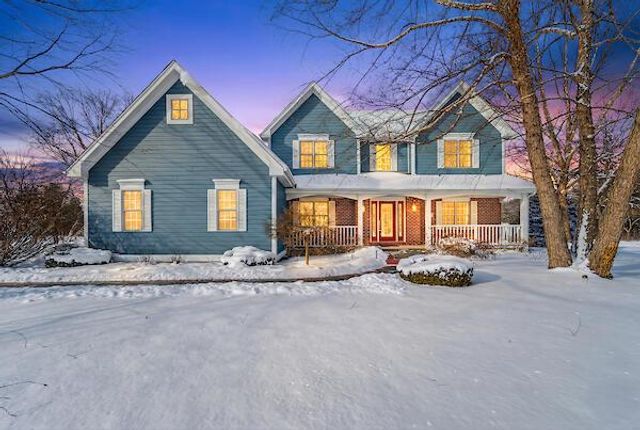 W287N6371 Broadwing COURT, Hartland, WI 53029