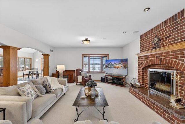 W287N6371 Broadwing COURT, Hartland, WI 53029